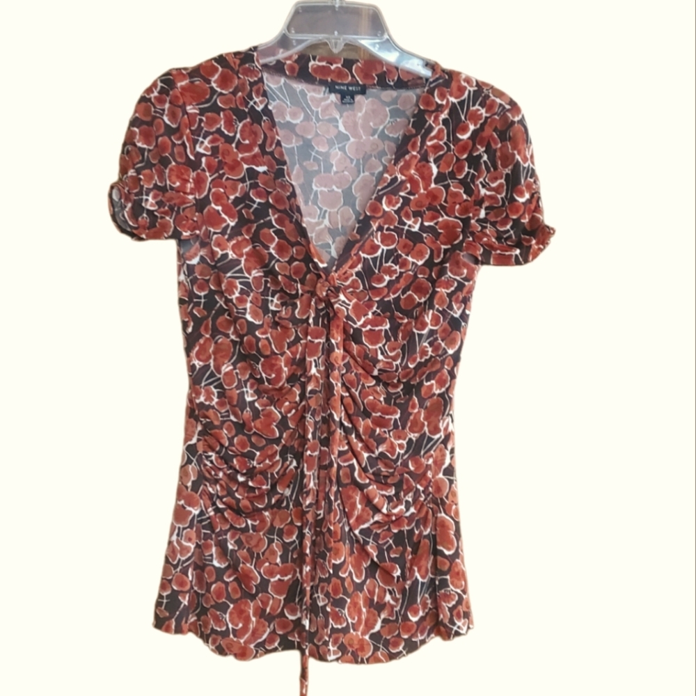 Nine West Short Sleeve V-Neck Brick/Black Print XS Blouse